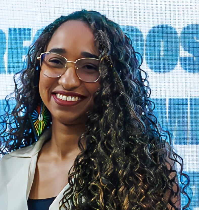 Amanda Luise Alves Nascimento